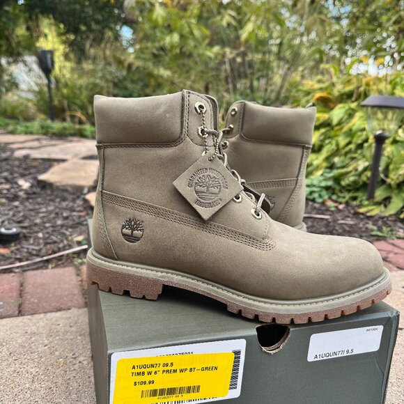 Timberland 6" Inch Premium Women's Leather Waterproof Boots - Picture 1 of 5